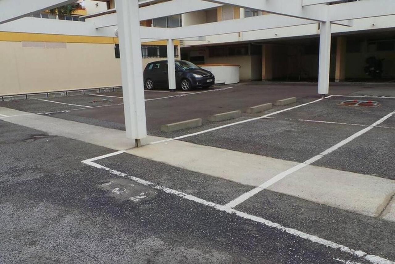 F2 Entier Canet Vue Mer // Balcon + Parking Eksteriør billede